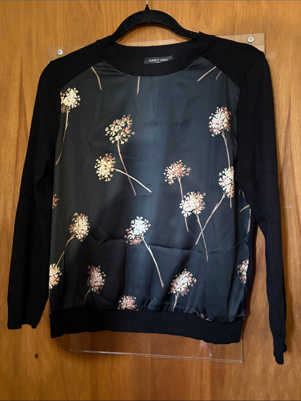 Nancy Yang Women’s Black Floral Front Panel Pullover Sweater